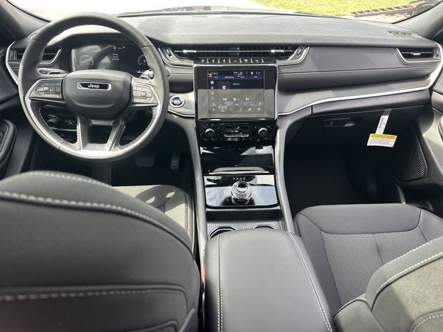 2026 Jeep Grand Cherokee Laredo X