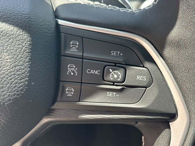 2026 Jeep Grand Cherokee Laredo X