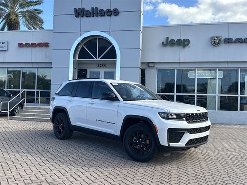2026 Jeep Grand Cherokee Laredo