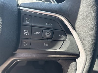 2026 Jeep Grand Cherokee Laredo