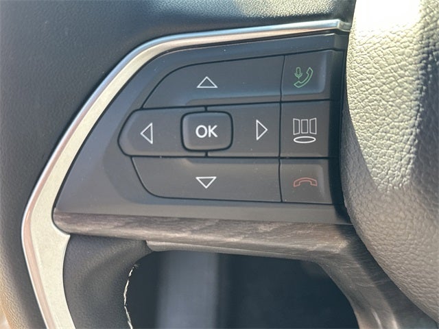 2026 Jeep Grand Cherokee Laredo