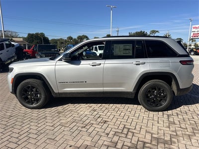 2026 Jeep Grand Cherokee Laredo