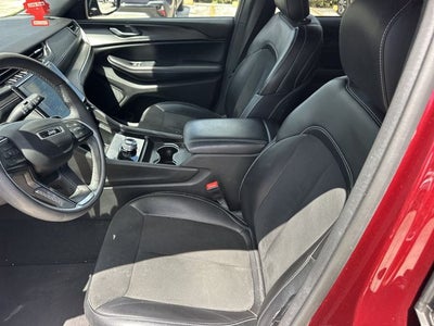 2024 Jeep Grand Cherokee Altitude
