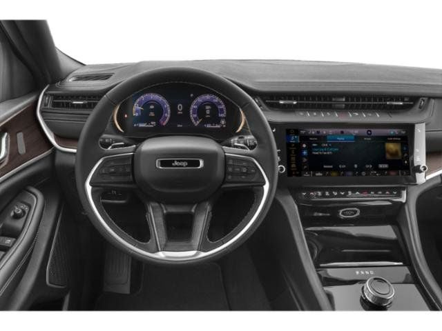2027 Jeep Grand Cherokee Altitude
