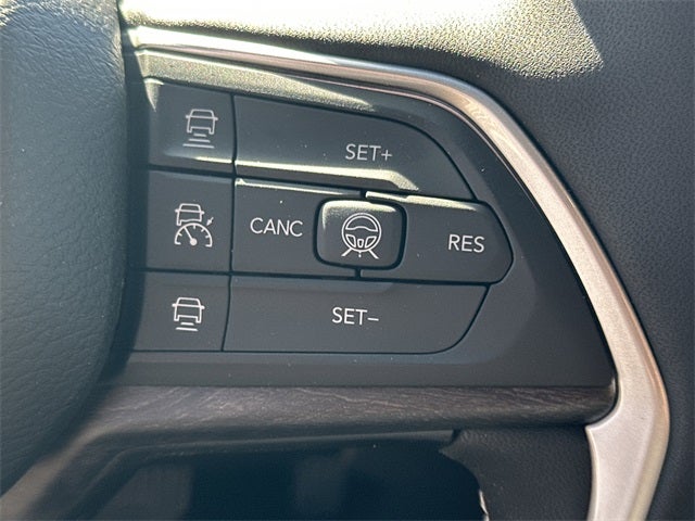 2026 Jeep Grand Cherokee Laredo