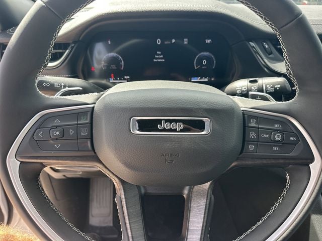 2026 Jeep Grand Cherokee Laredo
