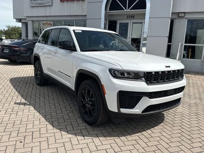 2026 Jeep Grand Cherokee Laredo
