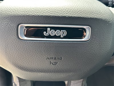 2026 Jeep Grand Cherokee Laredo