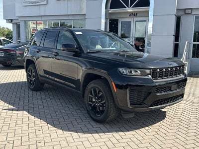 2026 Jeep Grand Cherokee Laredo