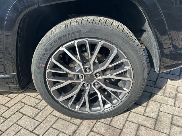 2026 Jeep Grand Cherokee Summit