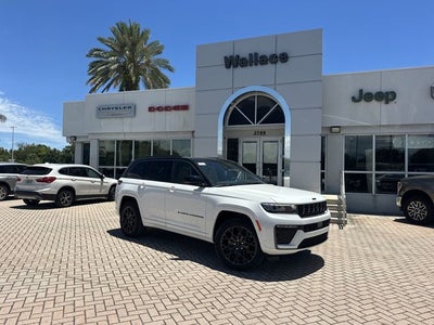 2026 Jeep Grand Cherokee Summit