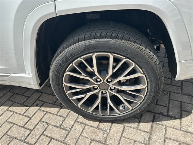 2026 Jeep Grand Cherokee Summit