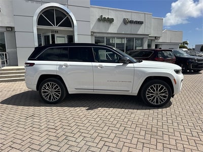 2026 Jeep Grand Cherokee Summit