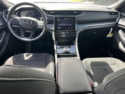 2026 Jeep Grand Cherokee L Laredo