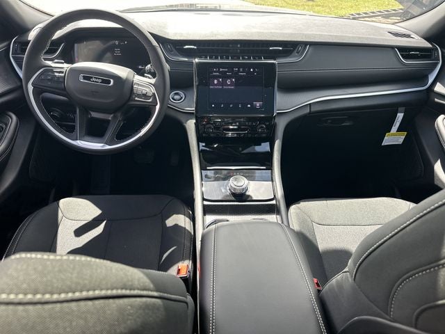 2026 Jeep Grand Cherokee L Laredo