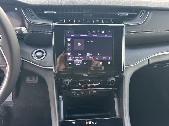 2026 Jeep Grand Cherokee L Laredo