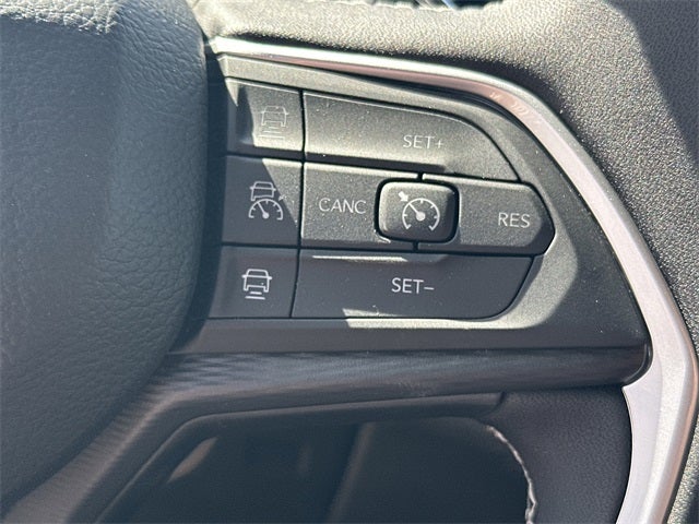 2026 Jeep Grand Cherokee L Laredo