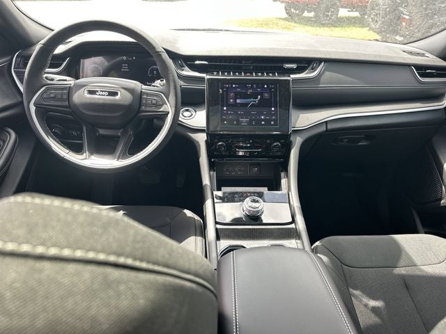 2026 Jeep Grand Cherokee L Laredo