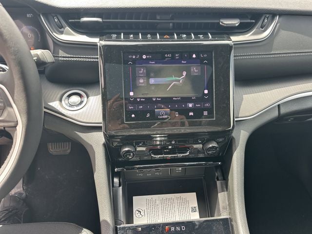 2026 Jeep Grand Cherokee L Laredo