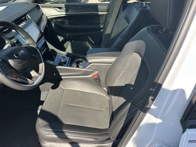 2026 Jeep Grand Cherokee L Laredo