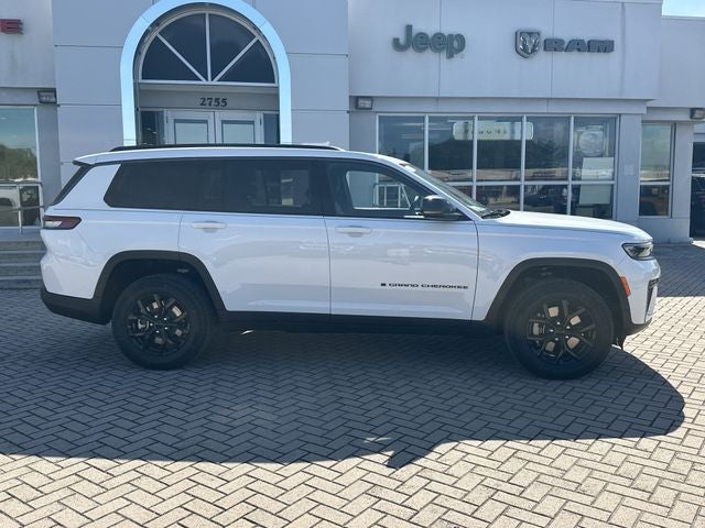 2026 Jeep Grand Cherokee L Laredo