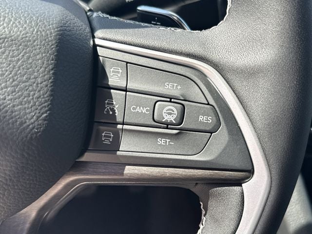 2026 Jeep Grand Cherokee L Laredo
