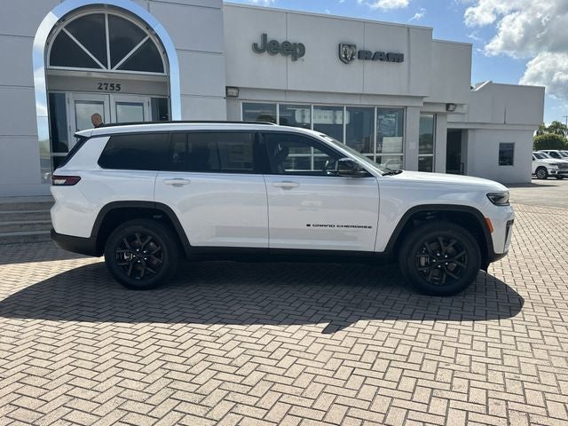 2026 Jeep Grand Cherokee L Laredo