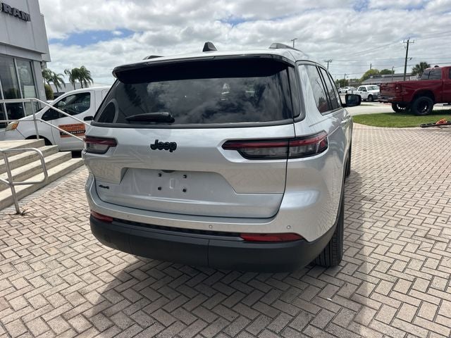 2026 Jeep Grand Cherokee L Laredo