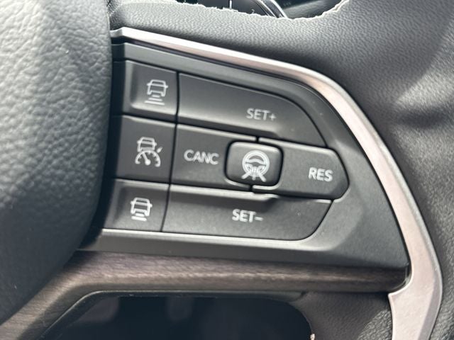 2026 Jeep Grand Cherokee L Laredo