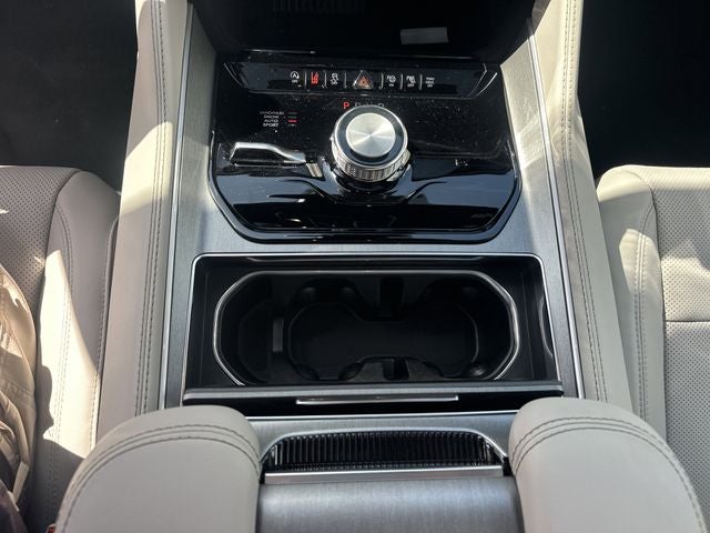 2026 Jeep Grand Wagoneer L Base