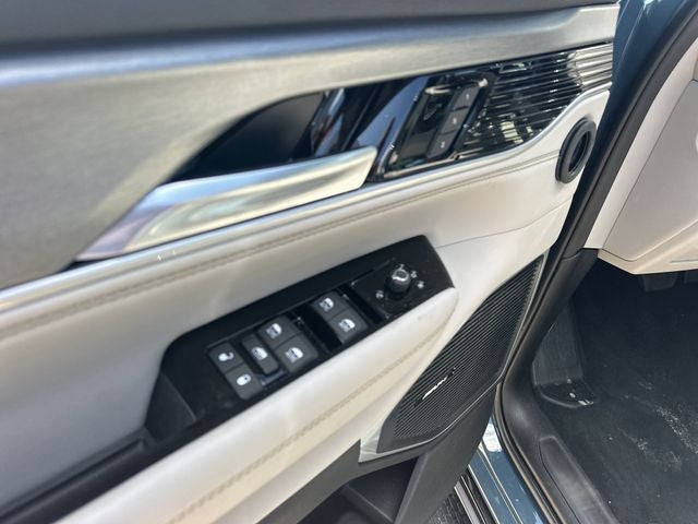 2026 Jeep Grand Wagoneer L Base