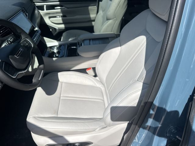 2026 Jeep Grand Wagoneer L Base