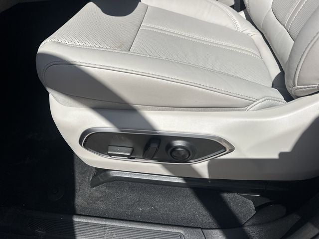 2026 Jeep Grand Wagoneer L Base