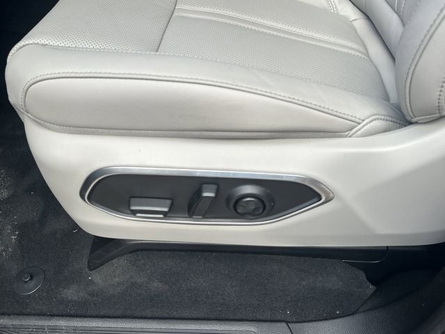 2026 Jeep Grand Wagoneer L Base