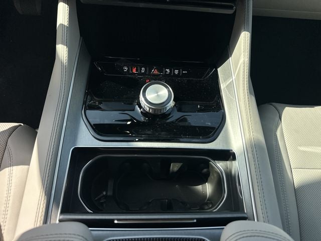2026 Jeep Grand Wagoneer Base