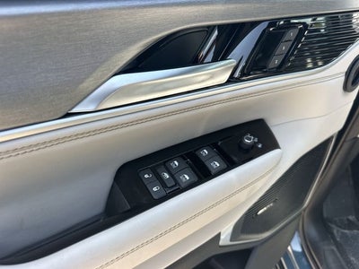 2026 Jeep Grand Wagoneer Base
