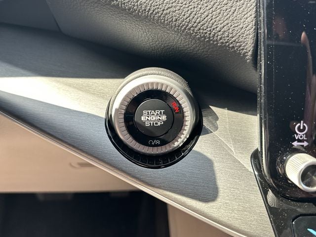 2026 Jeep Grand Wagoneer Base
