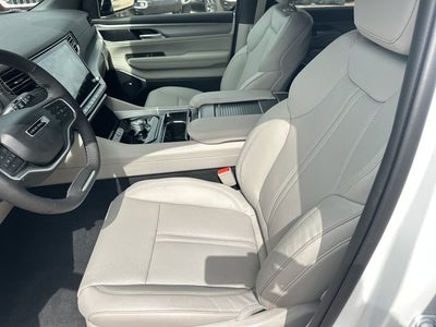 2026 Jeep Grand Wagoneer Base