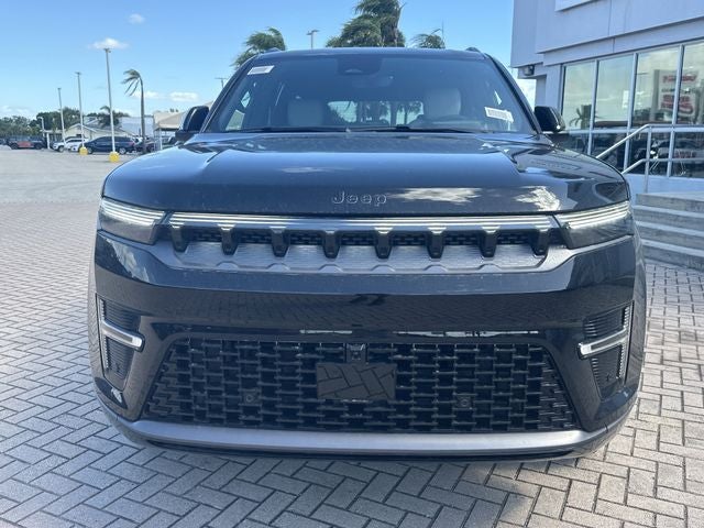2026 Jeep Grand Wagoneer Limited Reserve
