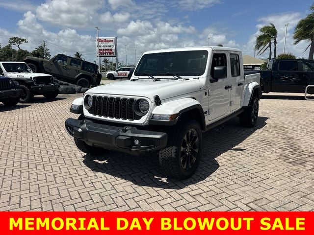 2025 Jeep Gladiator Nighthawk