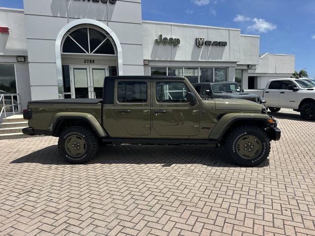 2026 Jeep Gladiator Sport