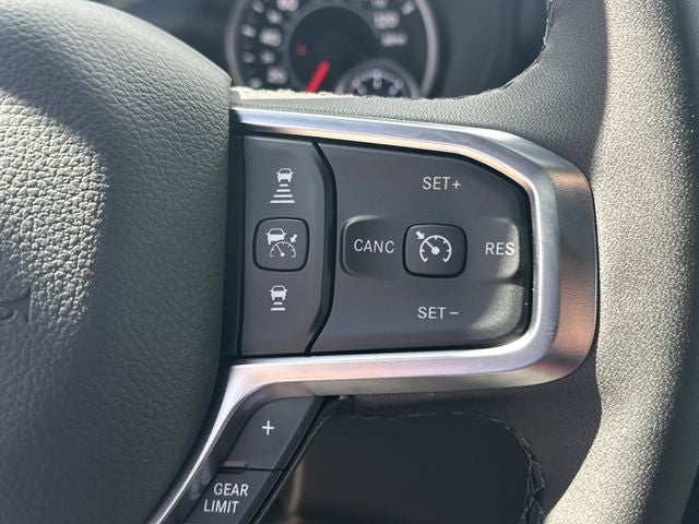 2027 RAM 1500 Big Horn/Lone Star