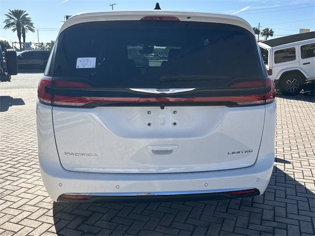 2026 Chrysler Pacifica Limited