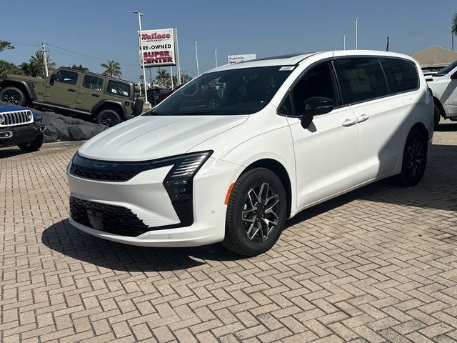 2027 Chrysler Pacifica Limited