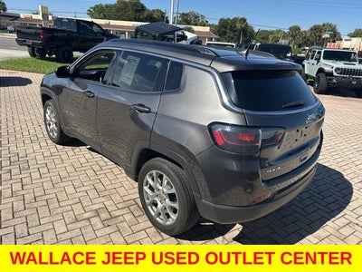 2022 Jeep Compass Latitude Lux