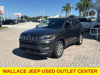 2022 Jeep Compass Latitude Lux