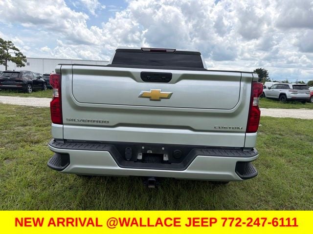 2022 Chevrolet Silverado 1500 Custom