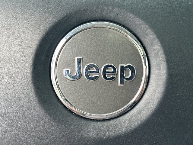 2017 Jeep Grand Cherokee Summit Front Tow Ready !! See Pics
