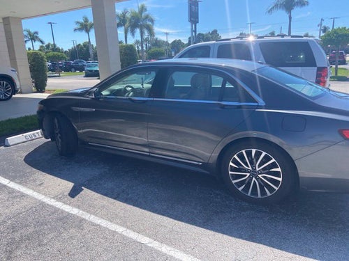 2017 Lincoln Continental Select