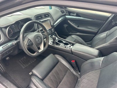 2020 Nissan Maxima SR